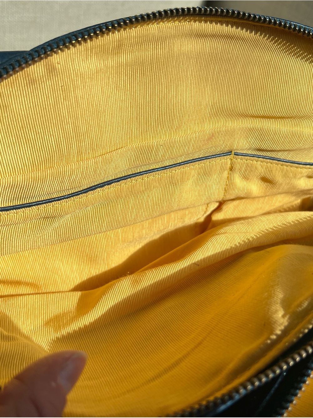 Navy Blue Purse - Picture 8 of 10